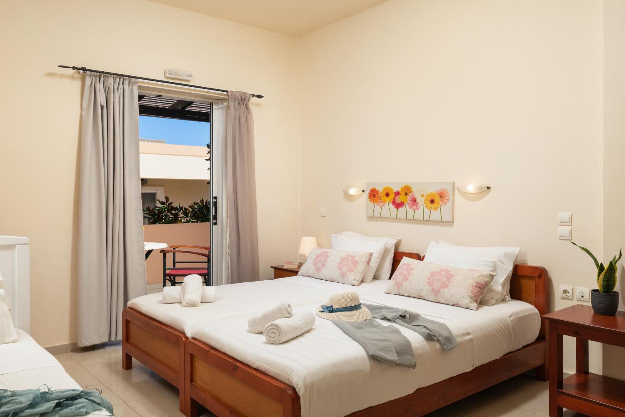 Evdokia Αpartments & Dimitra Village Agia Marina Exterior foto