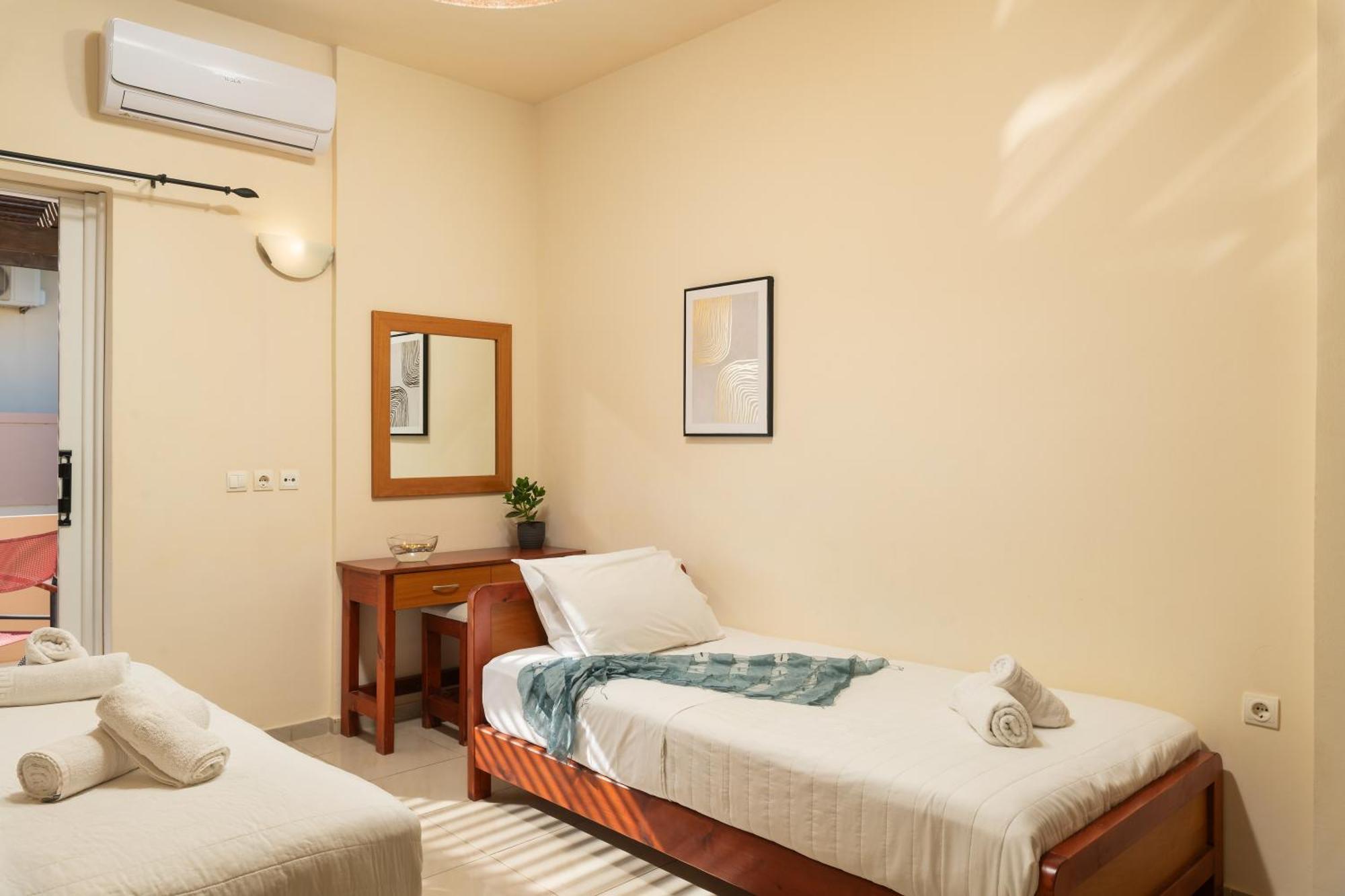 Evdokia Αpartments & Dimitra Village Agia Marina Exterior foto