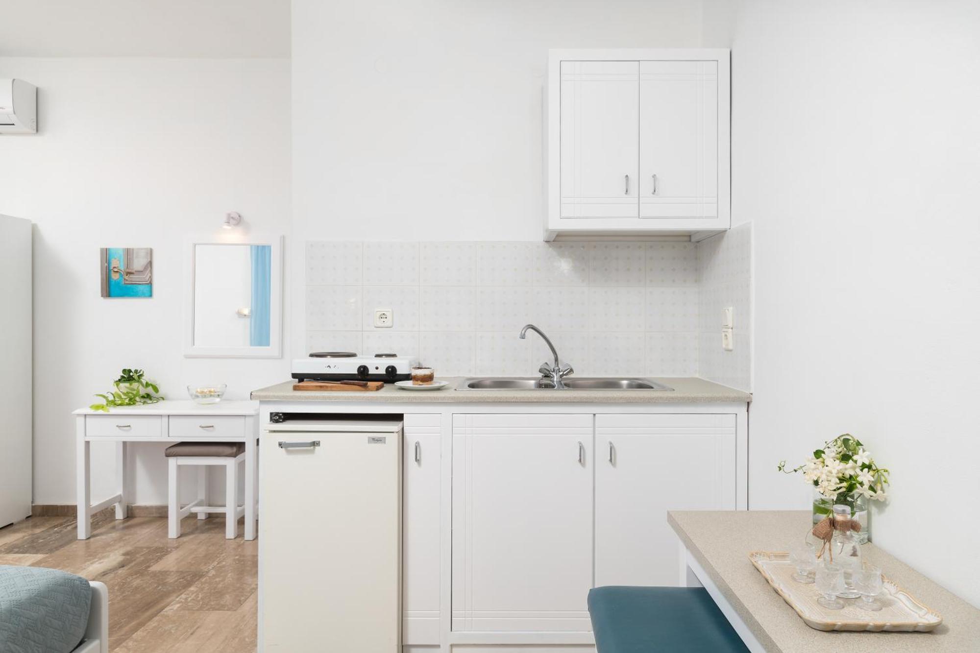Evdokia Αpartments & Dimitra Village Agia Marina Exterior foto